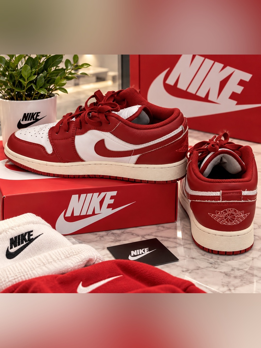 Nike Kids Low-Top Sneakers - Red and White